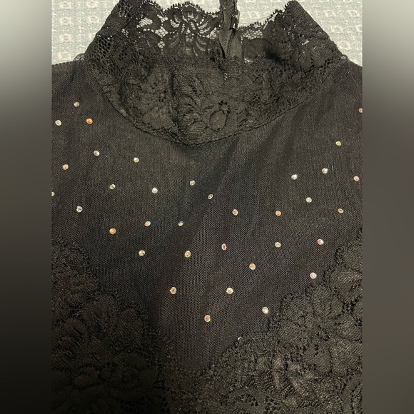 Blouse - Picture 2 of 4